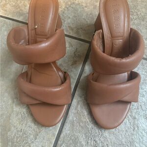 Gianni Bini Women's Brown Leather Mules